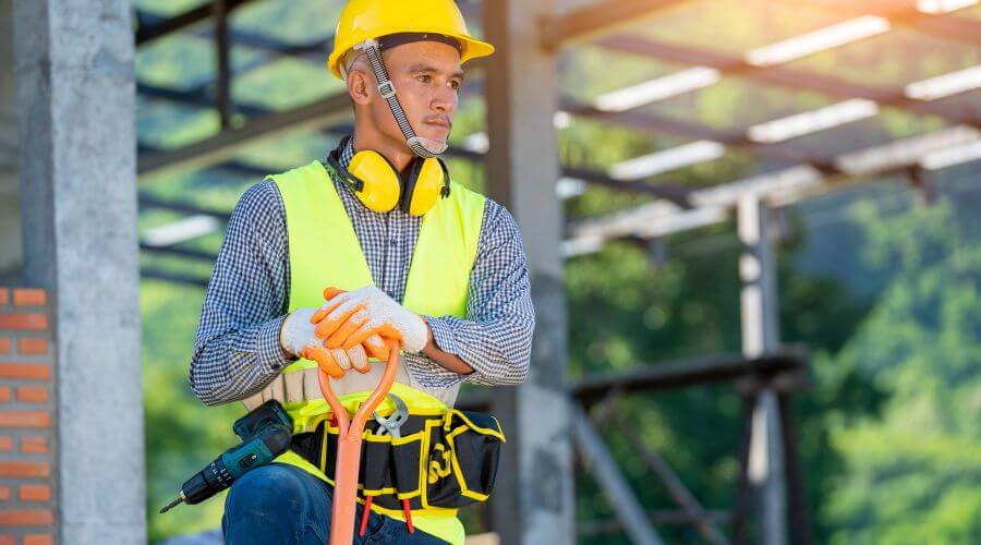 Professional gutter cleaning in Fayette, MO